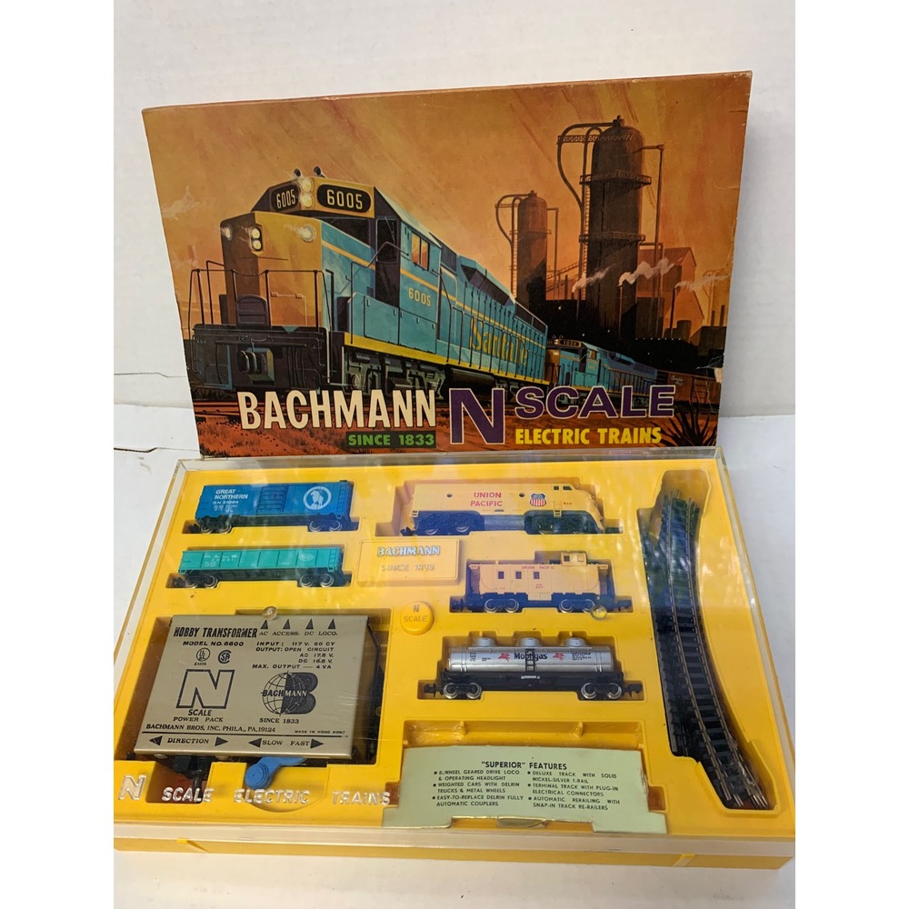 Vintage Bachmann N Scale Electric Train Set F9 Diesel Union Pacific Power Pack